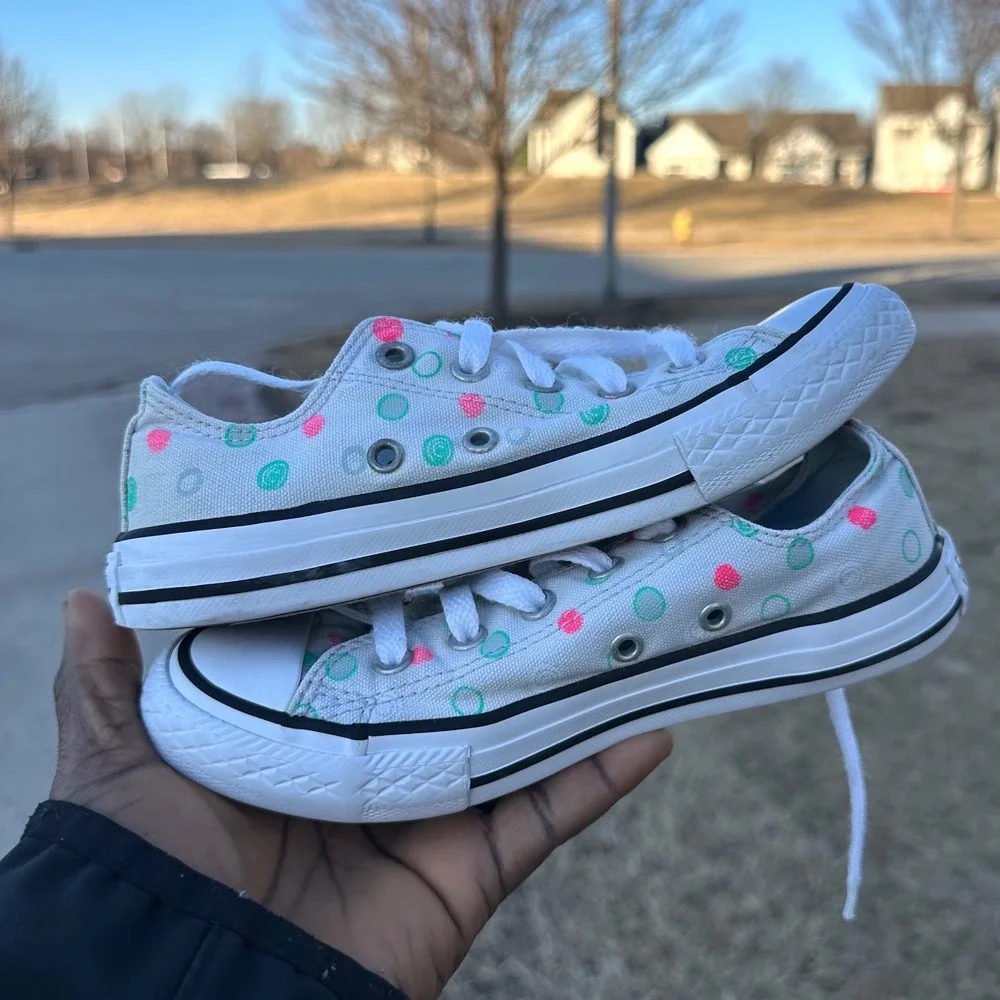 Converse Chuck Taylor All Star Low Top Little Girl Polka Dot Sneakers Size 13‎